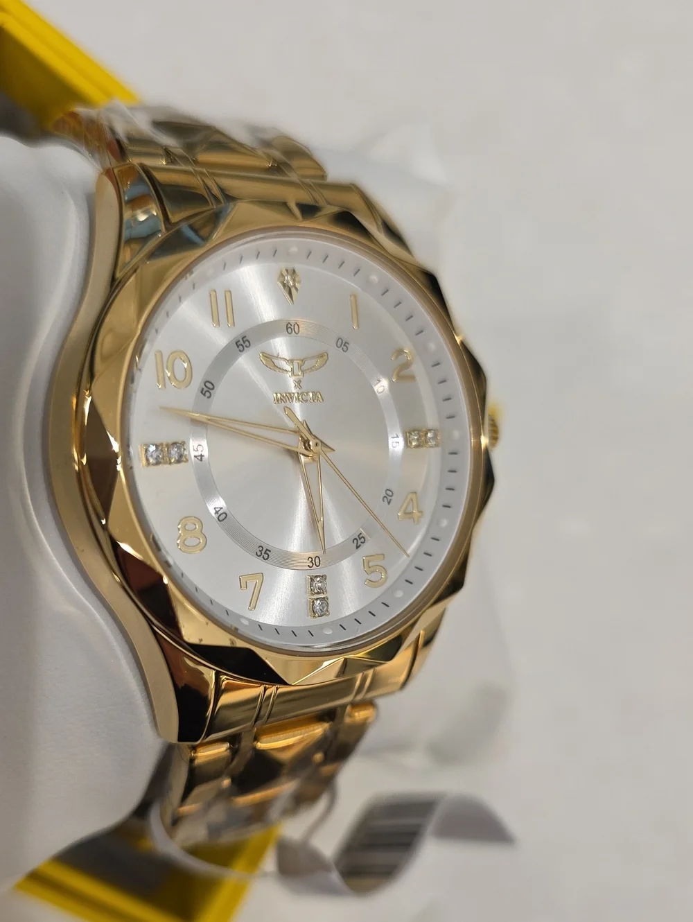 565.  Invicta Specialty I by Invicta Men's Watch - 41mm. Gold (69018)